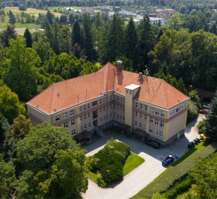 Plicní léčebna Humpolec